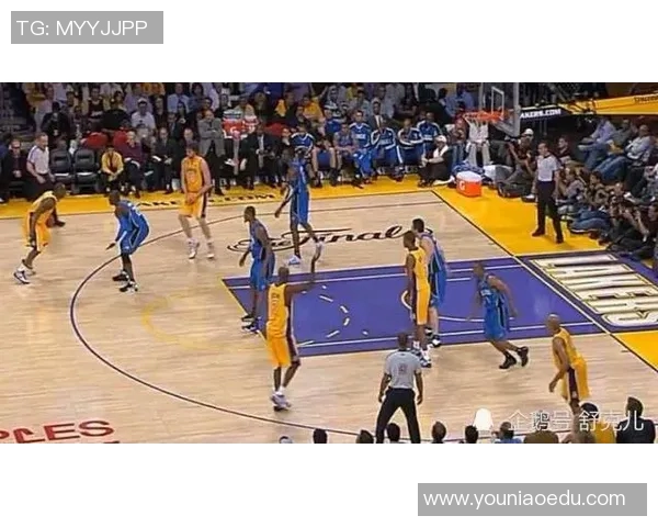 篮球明星时尚风潮揭秘如何在赛场外也能引领潮流与魅力